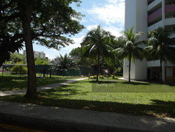 Blk 12 Pine Close (Geylang), HDB 3 Rooms #192884652